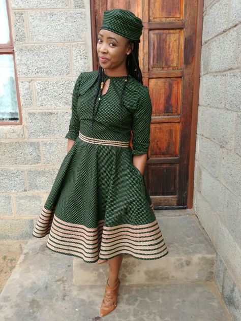 White Dress Design, Sotho Traditional Dresses, Green And White Dress, South African Traditional Dresses, African Traditional Wear, Shweshwe Dresses, Traditional African Clothing, African Print Dress Ankara, Traditional Dresses Designs