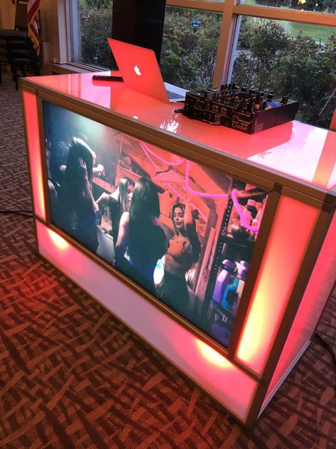 DJ Vinnie Campisi Glow DJ Booth with 55 inch TV in it Dj Counter Design, Bar Dj Booth Design, Mobile Dj Booth, Dj Booth With Tv, Dj Booth Ideas, Dj Booth Design, Dj Table Design Dj Booth, Dj Booth Portable, Wedding Dj Booth