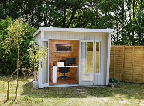 Classic Garden Office by Crane Garden Buildings-4 Garden Office Interior, Office Interior Ideas, Garden Office Ideas, Small Garden Office, Studio Home Decor, Backyard Office Shed, Office Shed, Garden Offices, Shed Office