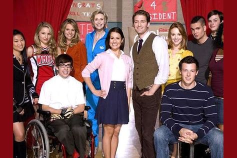 I got: 12/12 Bravo! You're a true Gleek. Glee Quizzes, Glee Season 1, Glee Characters, Macys Thanksgiving Parade, Thanksgiving Parade, Brenda Song, Movie Mistakes, Cheerleading Uniforms, Thanksgiving Day Parade