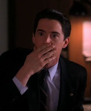 Twin Peaks Agent Cooper, Dale Cooper Twin Peaks, Tad Strange, Agent Dale Cooper, Agent Cooper, Dale Cooper, Kyle Maclachlan, Love Twins, Laura Palmer