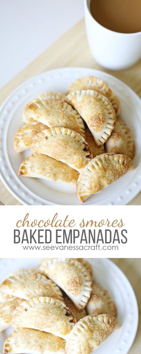 Recipe: Chocolate S'mores Baked Empanada - See Vanessa Craft Empanadas Dessert, Dessert Empanadas, Baked Empanadas, Chocolate Smores, Spanish Desserts, Coconut Dessert, Mexican Dessert Recipes, Brownie Desserts, Empanadas Recipe