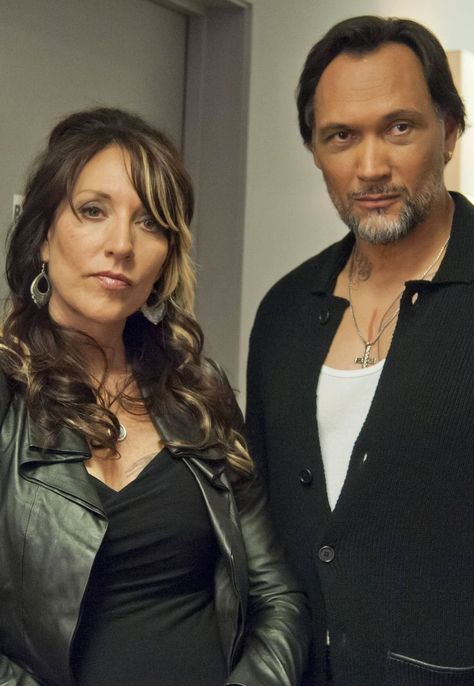 Gemma Teller-Morrow & Nero Padilla (Sons of Anarchy) Sons Of Anarchy Gemma, Sons Of Anarchy Cast, Gemma Teller Morrow, Jimmy Smits, Gemma Teller, Katey Sagal, Sons Of Anarchy Motorcycles, Sons Of Anarchy Samcro, Charlie Hunnam