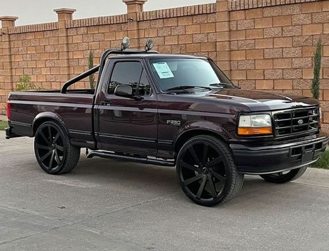 F150 1995, 1995 Ford F150, Ford Obs, Car Builds, Ford Trucks F150, Dropped Trucks, 20 Wheels, Mini Trucks, Ford Truck