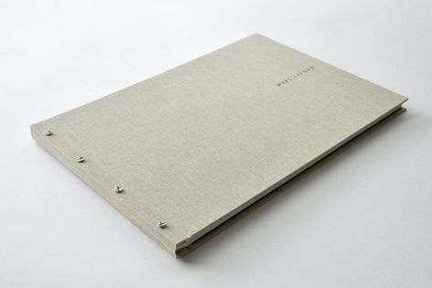 Portfolio Binding Ideas, Screw Post Binding, Portfolio Book Binding, Dos A Dos Book Binding, Portfolio Printed Book, Screw Book Binding, Book Binding Leather Cover, Portfolio Booklet, Screw Posts