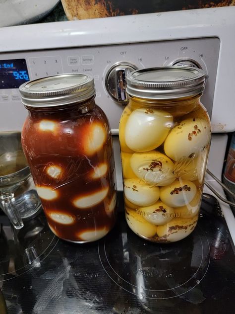 Tangy Delights: Barbecue Pickled Eggs and Old-Fashioned Pickled Eggs Pickled Eggs Recipe, Easy Pickling Recipes, Dehydrating Food, Canning Pickles, Pickling Salt, Pickled Eggs, Diy Cooking, Old Fashioned Recipes, Cured Meats