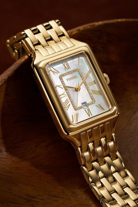 Vintage Gold Watch, Pretty Watches, Dope Jewelry Accessories, Fossil Watches Women, Fancy Watches, Jeweled Shoes, Vintage Watches Women, Gold Watches Women, Luxe Jewelry