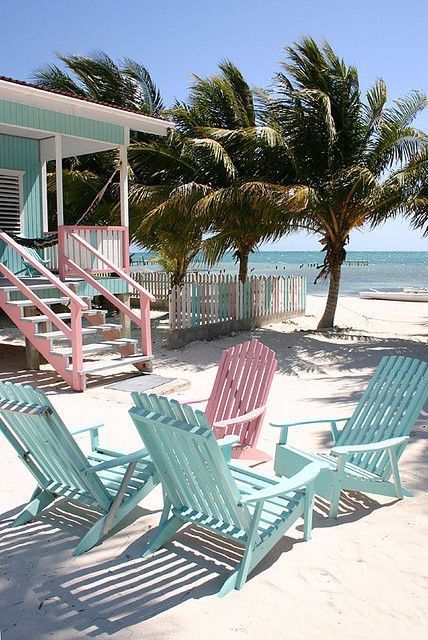 Miami South Beach Guide Fun Chairs, Caribbean Colors, Beach Setting, Beach Colors, Pastel Beach, Beach Pink, Pretty Beach, Beach Homes, South Beach Miami