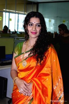 Actress Urmila Kanitkar during the celebration of Gudi Padwa at the 92.7 BIG FM Radio office in Mumbai, on March 27, 2017. - Urmila Kanitkar Urmila Kothare, Gudi Padwa, Arabian Beauty Women, Teen Girl Dresses, Beautiful Women Over 40, Beautiful Saree, Indian Beauty Saree, India Beauty, Desi Beauty