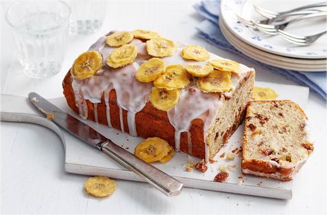 This spongy banana bread recipe is a favourite bake at Bo’ness Academy, in Scotland. Find this recipe, Dried Banana Chips, Tin Cake, Tesco Real Food, Banana Cake Recipe, Dried Bananas, Loaf Recipes, Banana Chips, Best Cake Recipes, Banana Bread Recipe