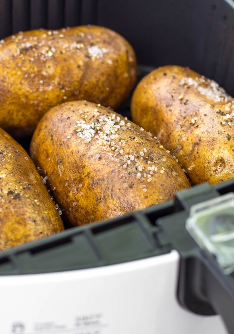 Air Fryer Baked Potatoes | Simply Made Recipes Idaho Potato Recipes, Potato Recipes Air Fryer, Potatoes Air Fryer, Air Fryer Baked Potato, Recipes Air Fryer, Air Fryer Oven Recipes, Air Fry Recipes, Air Fryer Recipes Chicken, Air Fryer Dinner Recipes