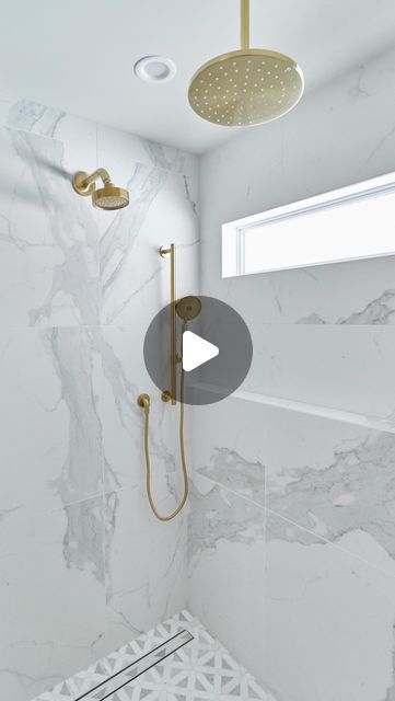 BuildTX Solutions on Instagram: "This bathroom looks expensive, but it’s actually affordable 😍👆🏻 That’s the magic of large format porcelain tiles!! 

These tiles are making a big comeback in 2024 design trends, they’re super versatile for any pattern you love, and their size means fewer seams for a sleek, marble-like finish!! It’s definitely a must-try for your next remodel. 💎🤍" Bathroom Tiles Design Ideas 2024, Porcelain Bathroom Tile Ideas, Bathroom Shower Tile Ideas 2024, Bathroom Big Tiles, Big Tiles Bathroom, Large Format Tile Shower Wall, Large Tile Bathroom, Large Shower Tile, Bathroom Tiles Design Ideas