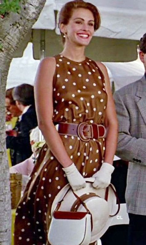 Julia Roberts Pretty Woman, Pretty Woman Dress, Movie Dresses, Demure Outfit, Pretty Woman Movie, Womens Polka Dot Dress, Brown Polka Dot Dress, Rockabilly Style, Woman Movie