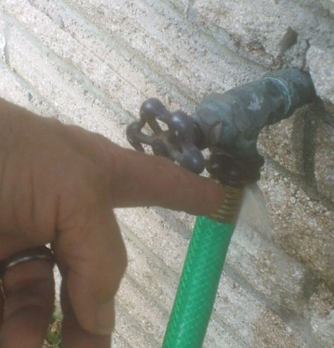 Outdoor Faucet Repair, Garden Hose Spigot, Ikea Garden Furniture, Home Maintenance Checklist, Diy Light Fixtures, Faucet Repair, Australian Garden, Diy Plumbing, Home Fix