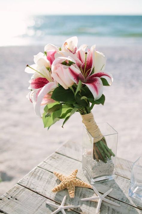 Stargazer Wedding Bouquet, Pink Lillies Bouquet, Stargazer Lily Wedding Bouquet, Lilly Bouquet Wedding, Stargazer Lily Wedding, Stargazer Lily Bouquet, Engagement Flowers, Lavender Bridal Bouquet, Beach Wedding Pink