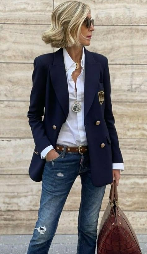 Susi Rejano, Chique Outfit, Blazer Outfits Casual, Mode Tips, Stylish Outfits For Women Over 50, Casual Chic Outfits, Paris Chic, 60 Fashion, Casual Chic Outfit