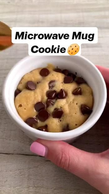 Credit To: @fitwaffle. Lose weight the healthy way with Meticore. Link in my bio ❤️ Cookie Dough Recipe Microwave, 5 Minute Cookie Dough, Fast Microwave Dessert, Fast Cookie Dough Recipe, How To Make A Microwave Cookie, Cookie In A Cup Recipe, Cookie Dough In Microwave, Microwave Cookies Recipe Mug Cakes, Chocolate Chip Cookies Mug Cake