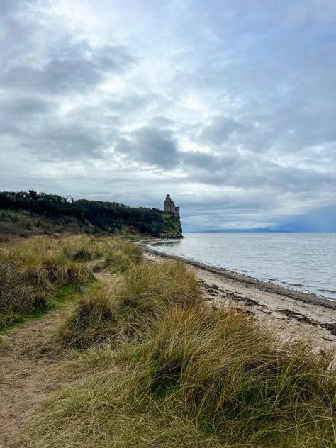 #ayr #scotland #beach #scotlandtraveltips Scotland Seaside, Beach Scotland, Ayr Scotland, Scottish Beach, Scottish Islands, St Andrews, Year Plan, Beach Landscape, Pretty Photos