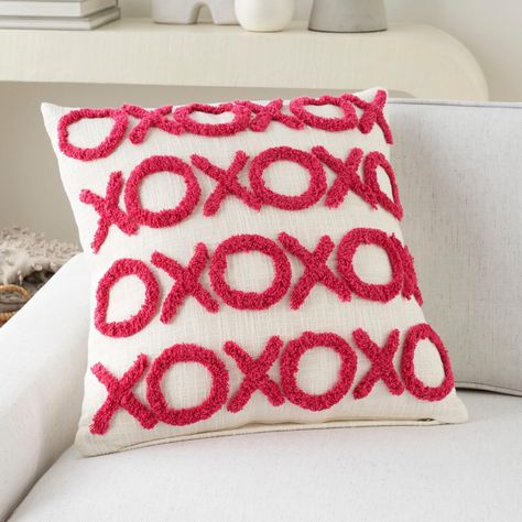 Statement Throw Pillows, Preppy Pink Pillows, Bright Pillows On Couch, Hot Pink Boho Bedroom, Pink And Red Throw Pillows, Hot Pink Throw Blanket, Funky Pink Bedroom, Pink Pillows Bedroom, Pink Couch Pillows