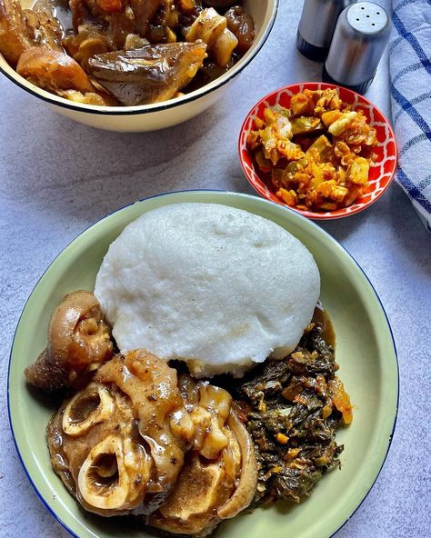 7 Colours Food South Africa, Malawian Food, Food South Africa, South African Meals, African Meals, Meal Plate, Sunday Food, African Recipes Nigerian Food, Cooking And Baking Recipes