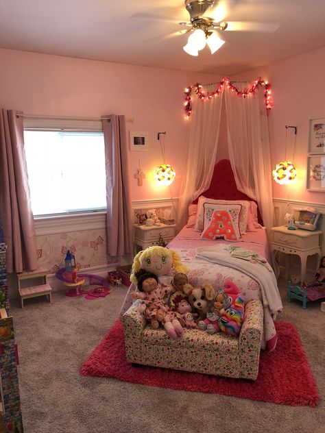 Girl Apartment Decor, Toddler Bedroom Girl, Big Girl Bedrooms, Girl Bedrooms, Toddler Girl Room, Toddler Room Decor, Girly Room