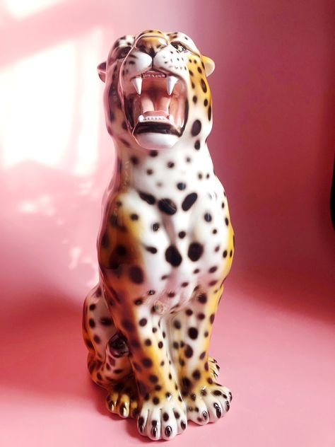 Ceramic Leopard, Cheetah Statue Decor, Cheetah Sculpture, Ceramic Leopard Statue, Leopard Style, Bada Bing, Leopard Statue, Panther Sculpture, Vintage Leopard