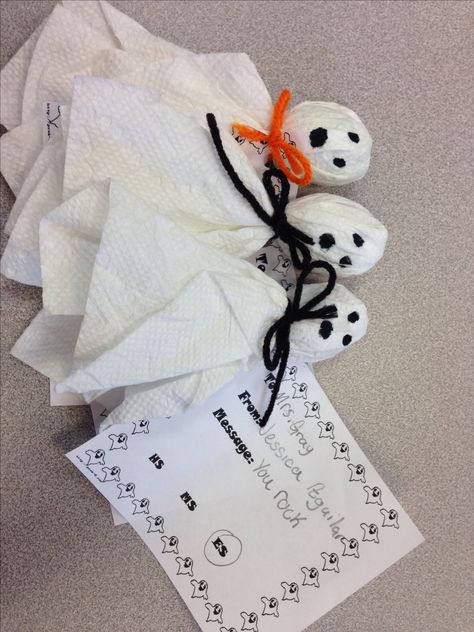 Made "ghost grams" for a school fundraiser! This worked really well. We had them fill out a message then we attached it to a blow pop we dressed as a Ghost with a paper towel and yarn.  We then delivered them on halloween :) Student Council Halloween Ideas, Winter Grams For School, Halloween Grams Fundraiser, Halloween Candy Grams Fundraiser, Halloween Fundraiser Ideas Schools, Pie In The Face Fundraiser Ideas, Halloween Grams Ideas, Boo Grams Ideas, Halloween Fundraiser Ideas