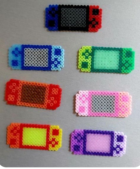 Perler Beads Ideas Small Hexagon, Fuse Beads Ideas Cute And Easy, Melting Beads Ideas Small, Pearl Or Bead Designs, Pixel Beads Pattern, Nintendo Switch Perler Beads, Cute Pearler Bead Designs, Hama Beads Easy, Iron Beads Ideas Cute