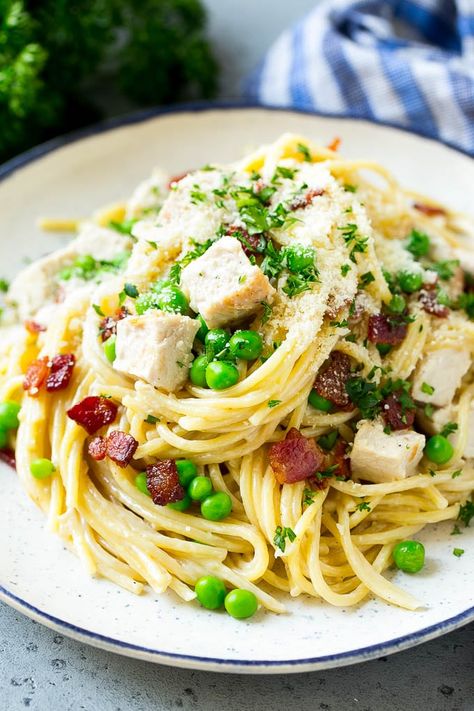 Turkey Pasta Carbonara | Turkey Pasta | Leftover Turkey Recipe #turkey #pasta #bacon #peas #dinner #dinneratthezoo Pasta With Turkey, Easy Carbonara Recipe, Easy Turkey Recipes, Cooking Thanksgiving Dinner, Pasta Carbonara Recipe, Turkey Pasta, Carbonara Recipe, Leftover Turkey Recipes, Pasta Carbonara