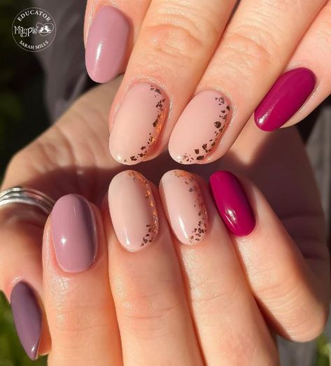 Berry Colour Nails, Berry Colored Nails Designs, Wine Colour Nails, Magpie Nails, Nails Mom, Autumnal Nails, Berry Nails, Berry Tones, Ombre Nail Art Designs