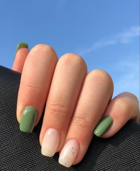 Pastel Green Nails With Glitter, Ombre Green Nails Short, Soft Green Nails Acrylic, Tea Green Nails, Prom Nails Light Green, Medium Green Nails, Green Nails Round, Avocado Green Nails, Classy Green Nails