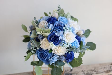 Blue Fake Flowers, Royal Blue Bouquet, Fake Flowers Wedding, Blue Flowers Bouquet, Bridal Bouquet Summer, Flowers Wedding Bouquet, Bridal Bouquet Blue, Blue Quince, Wedding Cakes Blue