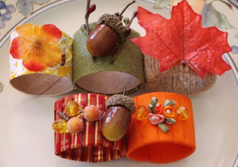 Kids Craft: Thanksgiving Napkin Rings Thanksgiving Napkin Rings, Thanksgiving Kids Table, Thanksgiving Crafts Diy, Easy Thanksgiving Crafts, Fall Napkins, Napkin Rings Diy, Thanksgiving Napkins, Diy Napkins, Thanksgiving Crafts For Kids