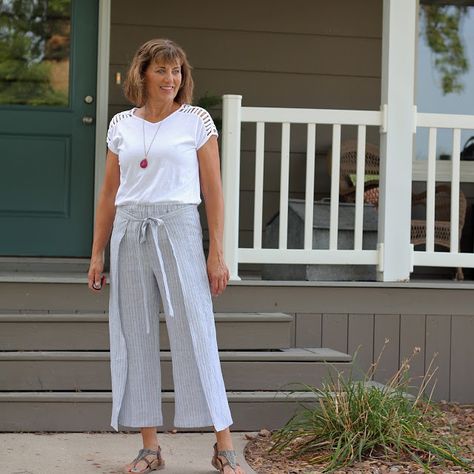 Simplicity 8134 - Linen Wrap Pants Linen Wrap Pants, Pant Patterns, Wrap Pants, Kwik Sew, Mood Fabrics, Vogue Patterns, Simplicity Patterns, Love Sewing, Pants Pattern