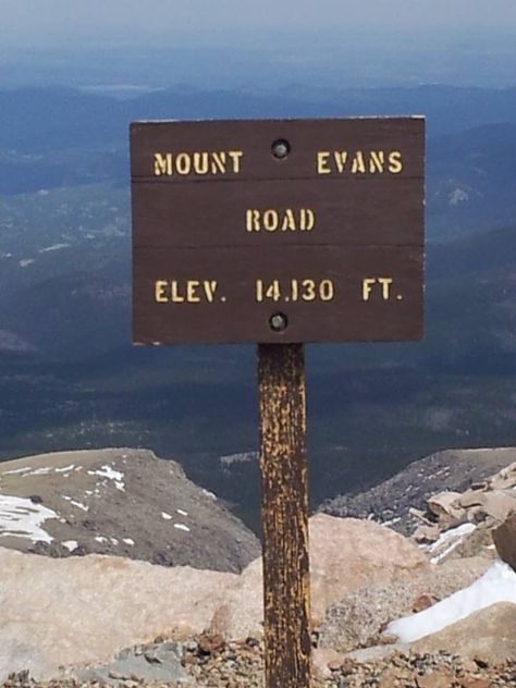 Mount Evans - Colorado - the worlds highest paved road Mount Evans Colorado, Colorado Scenery, Denver History, Idaho Springs, Colorado Living, Colorado Usa, Beauty Places, Visit Colorado, Colorado Vacation