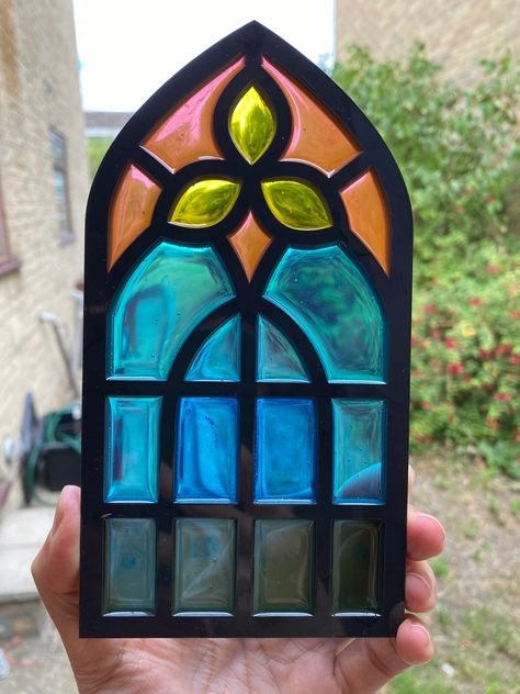 Stained Glass Making, Medieval Stained Glass Windows, Simple Stained Glass Windows, Stained Glass Patterns Window, Church Glass Windows, Glass Stained Windows, Stained Glass Windows Patterns, Stained Glass Art Patterns, Stained Glass Arch