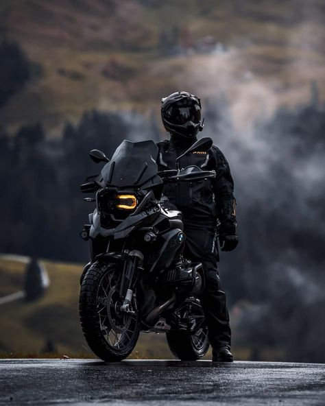 Bmw Gs 1200 Adventure Wallpapers, Bmw 1250 Gs Adventure Wallpaper, Riders Wallpaper Bike, Bmw Bike Wallpaper, Wallpaper Bike, Bmw Adventure Bike, Adventure Bike Motorcycles, R1250gs Adventure, Bmw Bike