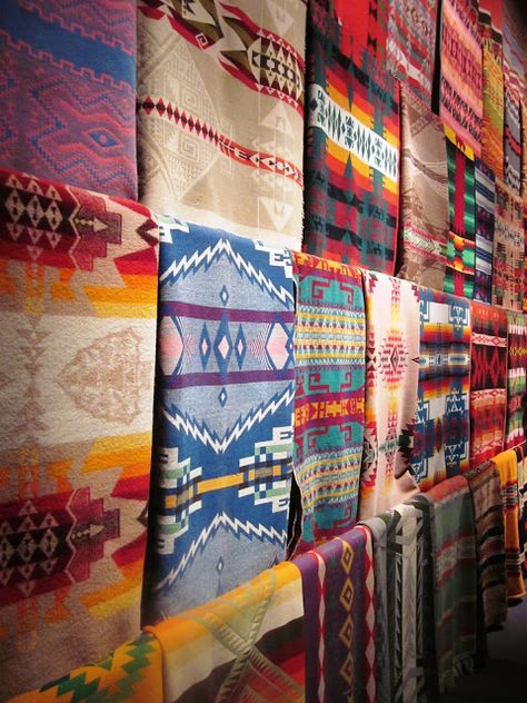 Chihuly's Pendleton Collection Ralph Loren, Navajo Print, Pendleton Blanket, Dale Chihuly, Navajo Rugs, Southwest Decor, Chihuly, Southwest Style, Boho Home