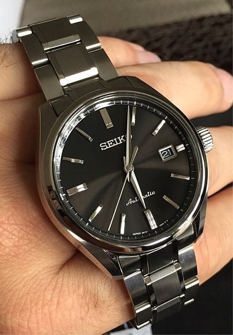 Casio Vintage Watch, Nice Watch, Stylish Watches Men, Sneaker Outfits, Fancy Watches, Seiko Presage, Big Watches, Affordable Watches, Expensive Watches