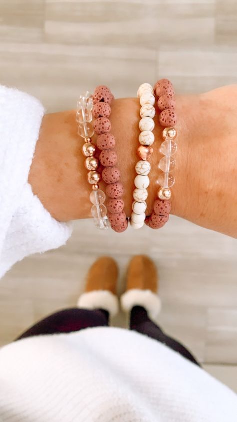 Stretch bracelet 
Lava stone 
White turquoise 
Rose gold 
Hearts
Clear quartz Crystals Pink, Essential Oil Bracelet, Lava Bead Bracelet, Healing Gemstone Bracelets, Oil Diffuser Bracelet, Lava Stone Bracelet, Essential Oil Diffuser Bracelet, Stone Bracelets, Diffuser Jewelry