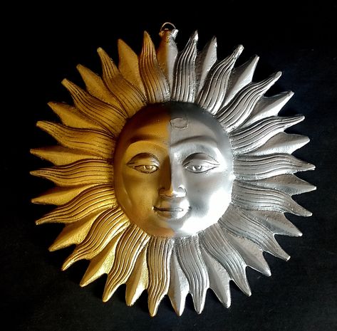 Powerful People, Face Wall, Home Decor Wall Hanging, Indian Sculpture, Sun Face, La Face, Dynamic Design, Sun And Moon, Smile Face