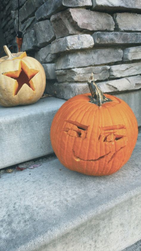 Roblox Face Pumpkin Carving, Roblox Face Pumpkin, Roblox Pumpkin, Pumpkin Carving Scary, Roblox Troll, Pumpkin Pumpkin Carving, Roblox Man Face, Roblox Face, 90s Fashion Outfits Hip Hop Party