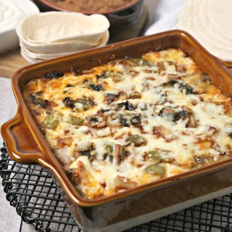 Spice Up Game Day With Chicken Fajita Queso Fundido and #OldElPaso Queso Fundido Recipe, Fundido Recipe, Chicken Fajita Casserole, Roasted Poblano Peppers, Roasted Poblano, Chicken Roasted, Sweet Onions, Queso Fundido, Poblano Peppers