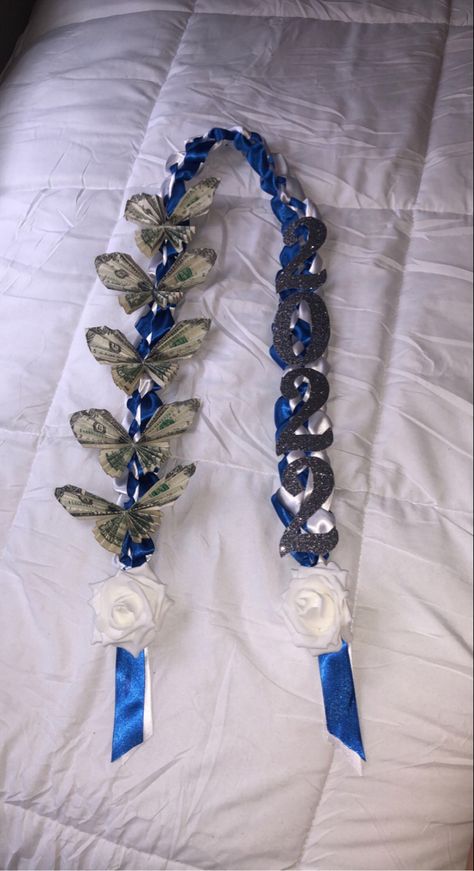 Graduation Cords, Graduation Leis Diy Ribbons, Diy Graduation Decorations, Graduation Leis Diy, Graduation Party Pictures, Graduation Money Lei, College Grad Party, Graduation Money Gifts, Graduation Cap Decoration Diy