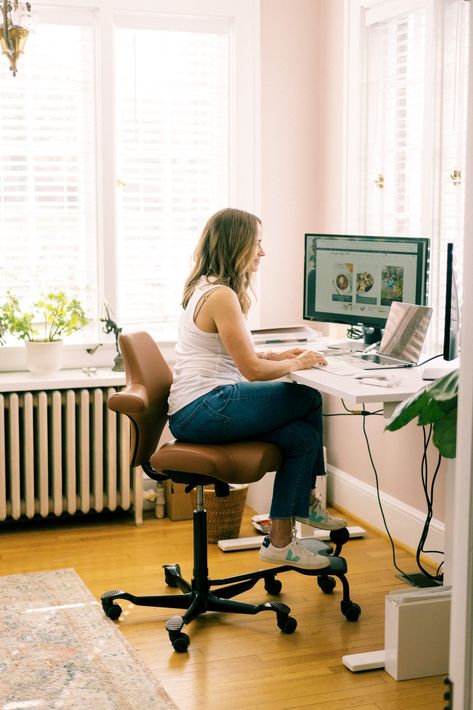 If you do decide to order the Fully Capisco Chair, I highly recommend you get the Step Up footrest attachment. You can also order the Footring, but I like the StepUp best. You’ll appreciate having something to rest your foot on either way. Chair For Standing Desk, Office With Stand Up Desk, Wfh Office Standing Desk, Counter Height Desk Chair, Office Chair With Footrest, Sit To Stand Desk Office, Sit Stand Desk Home Office Layout, Home Office With Standing Desk, Best Desk Chair