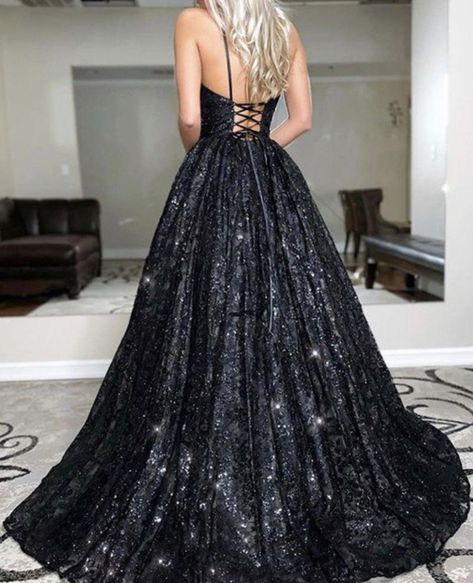 Black Shiny Dress Long, Black Grad Dress, Prom Dresses Open Back, Dresses Open Back, Black Lace Prom Dress, Lace Prom Dresses, Prom Inspo, Backless Evening Dress, Blue Ball