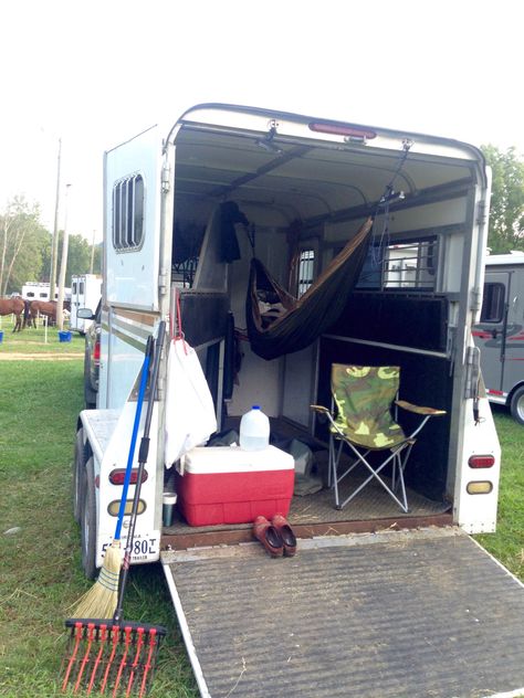 Small Horse Trailer Organization, Horse Trailer Camping Hacks, Horse Trailer Tack Room Ideas Bumper Pull, Horse Camping Hacks, Bumper Pull Horse Trailer Organization, Horse Float Ideas, Horse Trailer Hacks, Horse Barn Ideas, Goat Showing