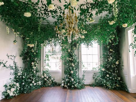 تاج محل, Floral Workshop, Flower Installation, Floral Backdrop, Floral Studio, Ceremony Backdrop, Wedding Flower Arrangements, Charleston South Carolina, Modern Floral