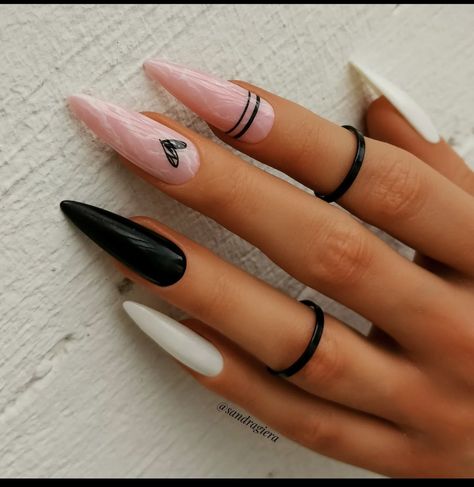 Black And White Summer Nails, Black And White Almond Nails, Nail Designs Black, Acrylic Nails Black, Nail Polish Black, Dance Nails, Black And White Nail, Black And White Nail Designs, Black And White Nails