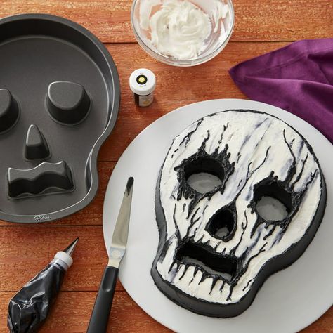 Wilton Halloween Non-Stick Skull-Shaped Cake Pan, 9.5 x 12-Inch - Walmart.com Halloween Skull Cake, Skull Cake Pan, Cake For Halloween, Wilton Halloween, Halloween Dessert Table, Rice Cereal Treats, Desserts Table, Creepy Skull, Cake Leveler